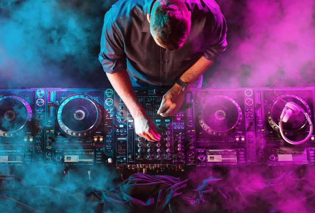 DJ é músico? A polêmica que define a música do Século 21