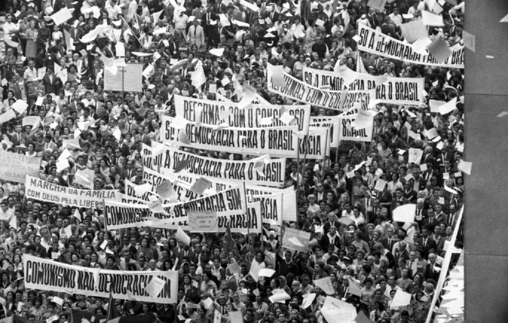 músicas censuradas no periodo da ditadura militar no Brasil
