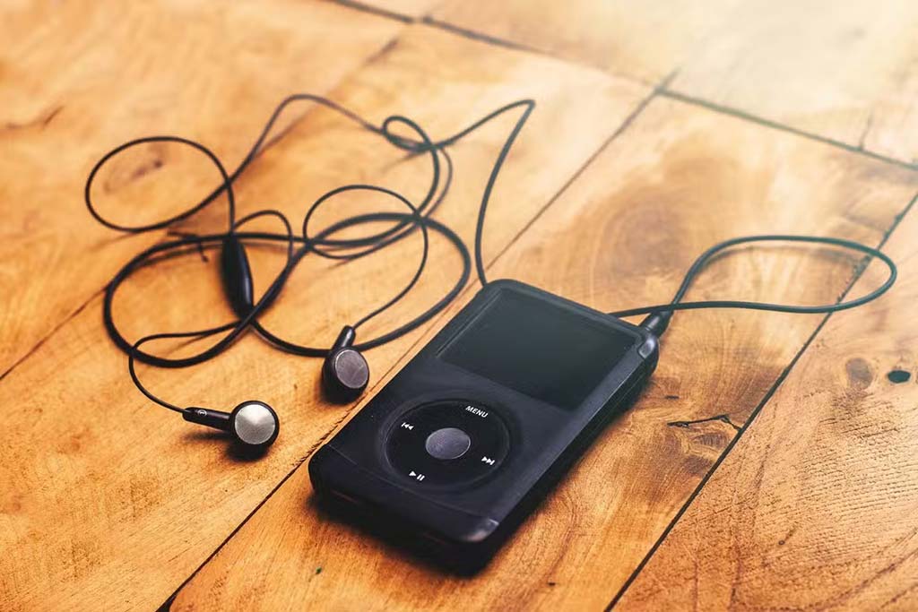 O retorno dos iPods. Quando a música quer ser apenas música