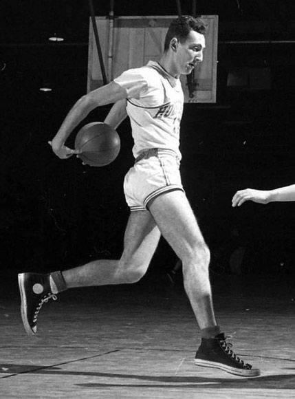 Chuck Taylor ajudou a promover os tênis All Star