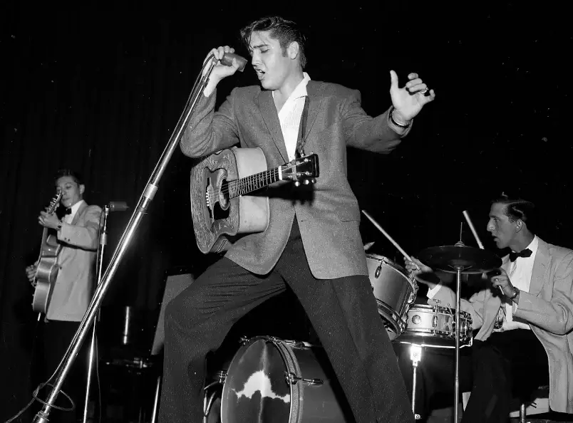 músicos ícones da moda: Elvis Presley